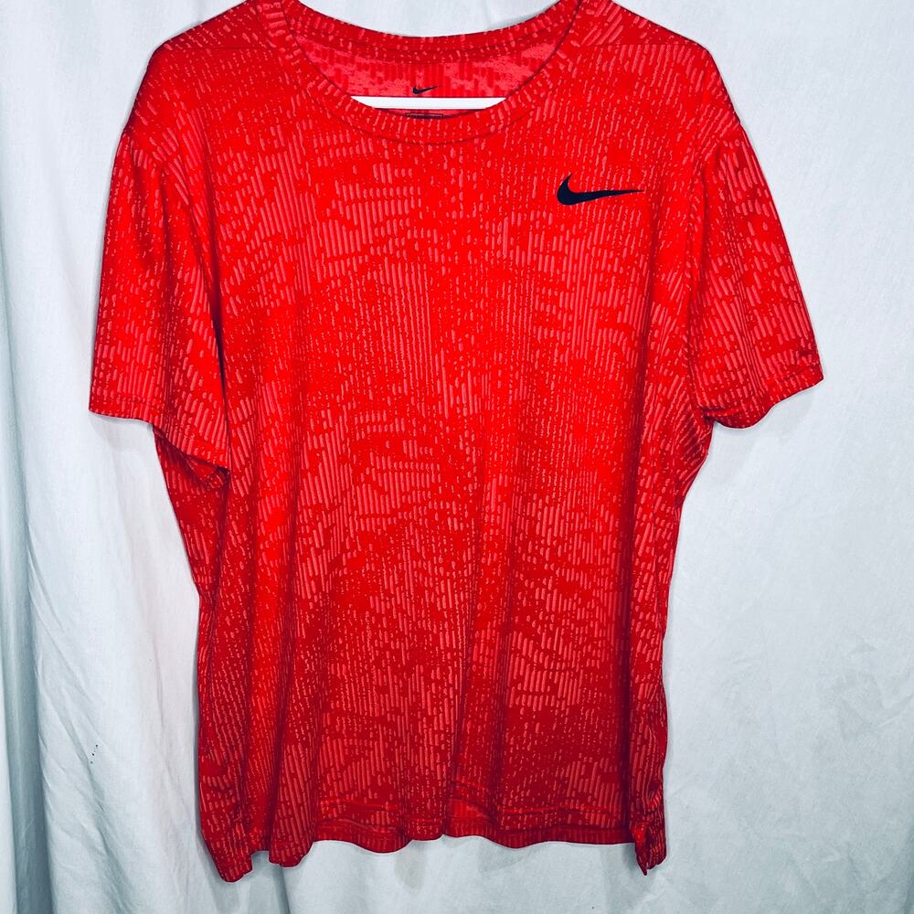 Nike Dri-Fit Standard Fit Red Short Sleeve Shirt XXL